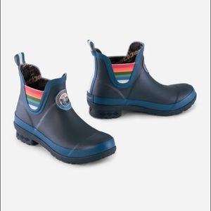 Crater Lake Pendleton National Park Boots